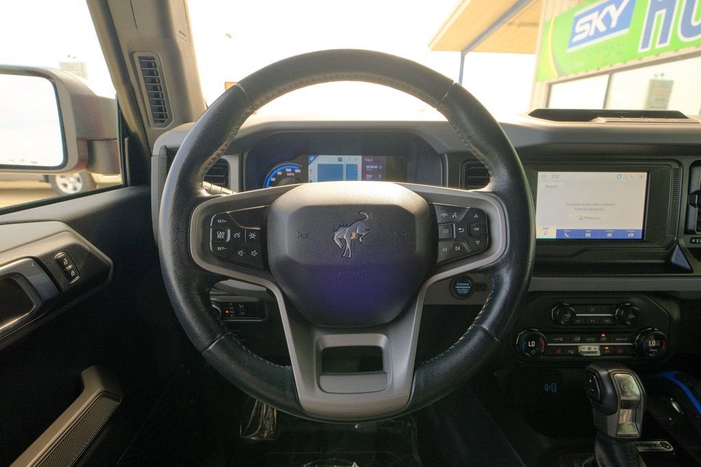 2023 Ford Bronco Base