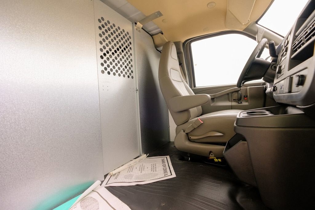 2025 Chevrolet Express Cargo 2500 WT