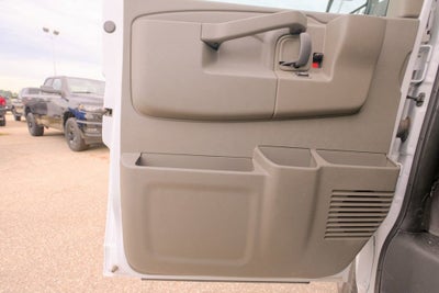 2025 Chevrolet Express Cargo 2500 WT