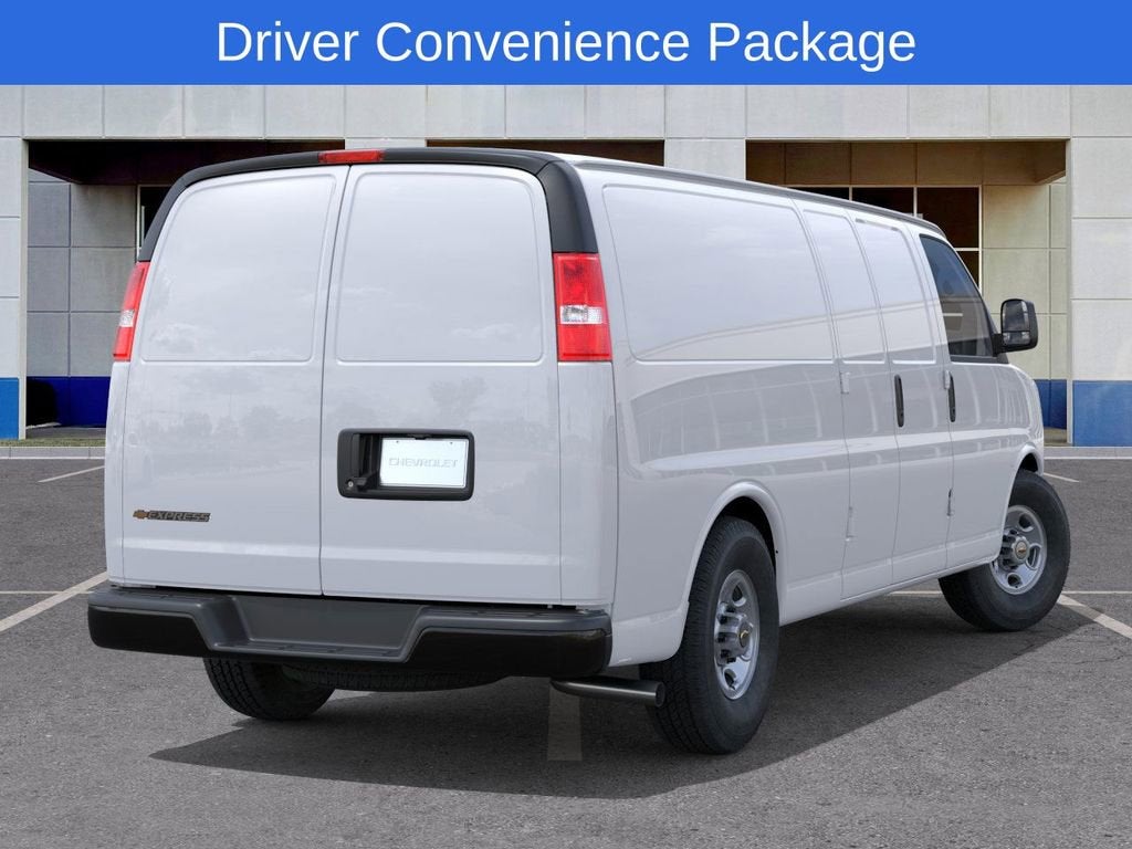 2025 Chevrolet Express Cargo 3500 WT