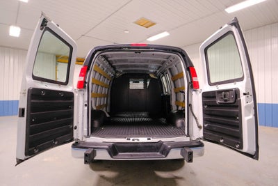 2024 GMC Savana Cargo 2500 Work Van