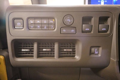 2025 Chevrolet BrightDrop 400 AWD 400