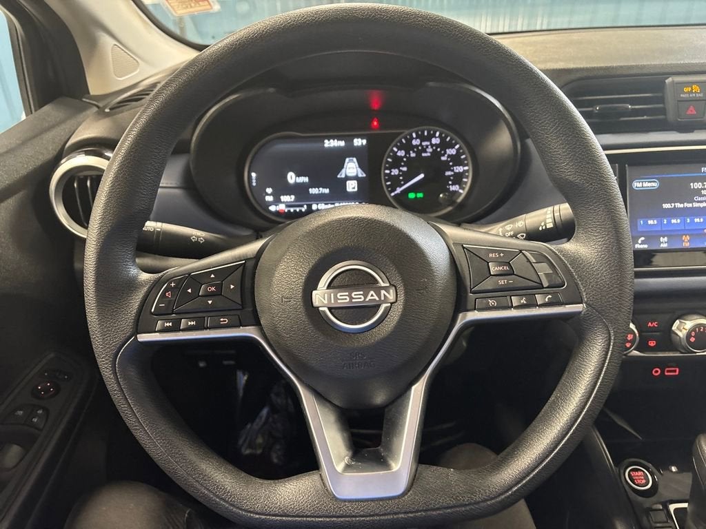 2023 Nissan Versa SV
