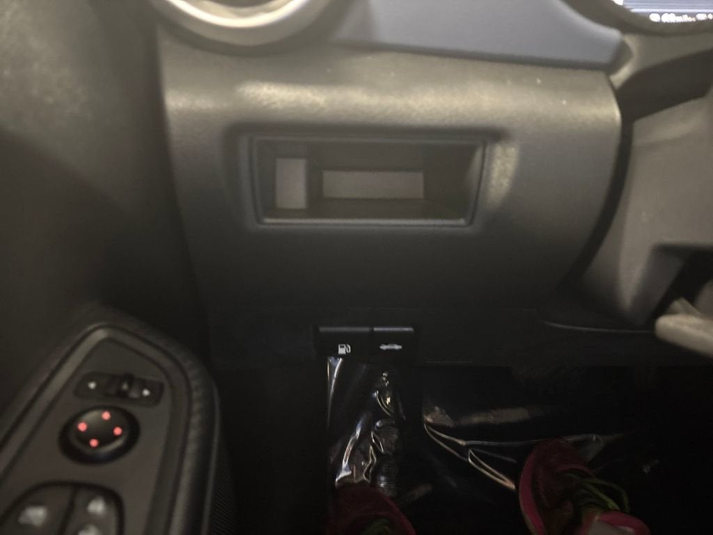 2023 Nissan Versa SV