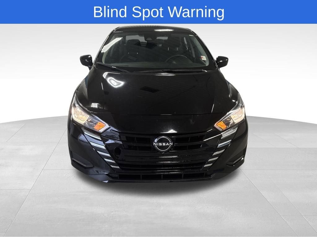 2023 Nissan Versa SV