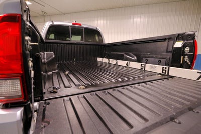 2022 Toyota Tacoma 2WD SR