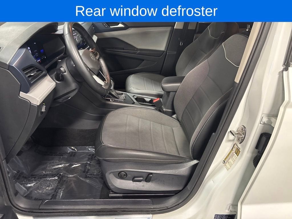 2023 Volkswagen Taos SE