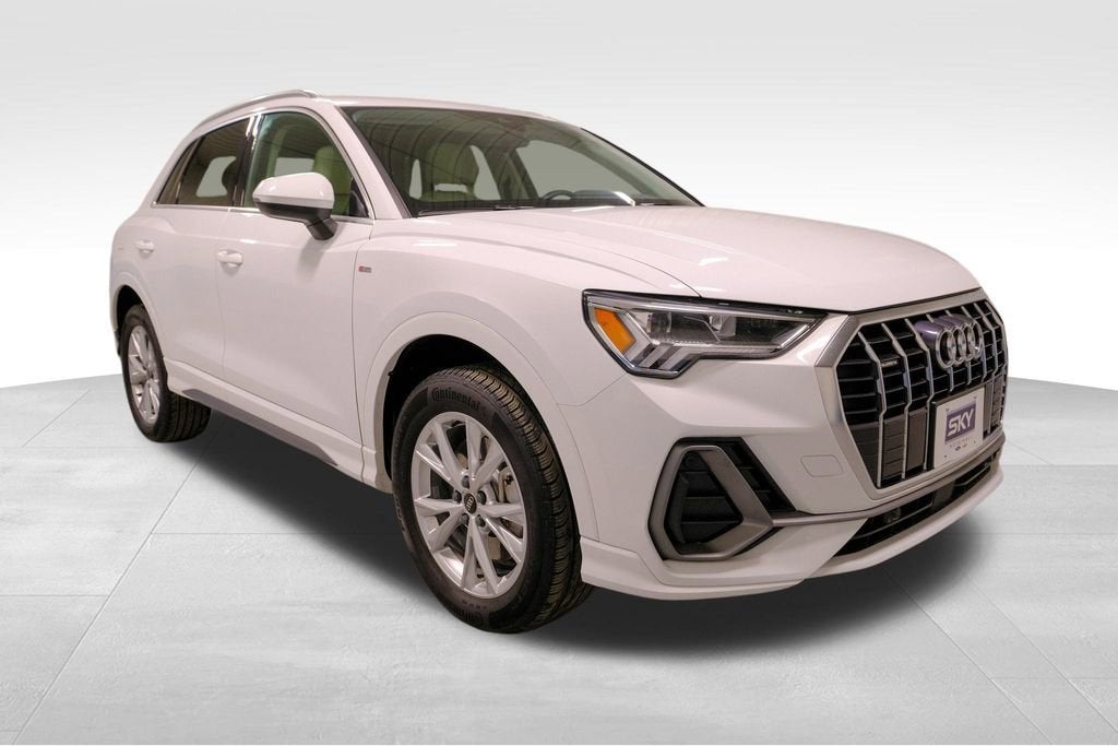 2025 Audi Q3 S line Premium