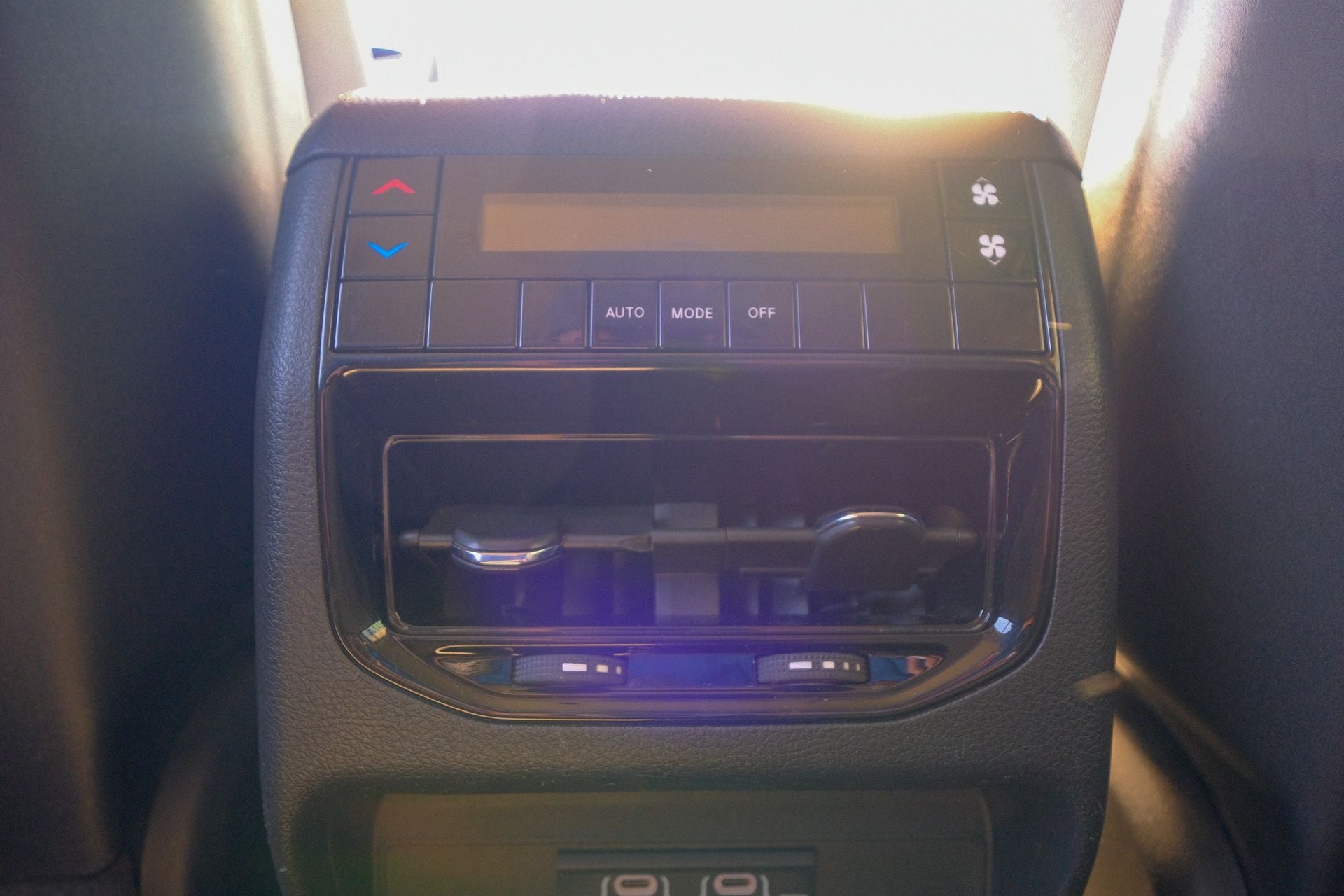 2024 Jeep Grand Cherokee L Laredo 4x4