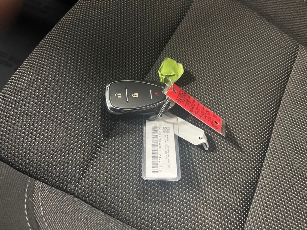 2023 Chevrolet Traverse FWD LT Cloth