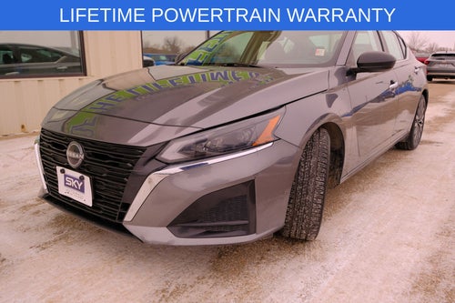 2024 Nissan Altima SV FWD