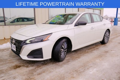 2025 Nissan Altima SV FWD