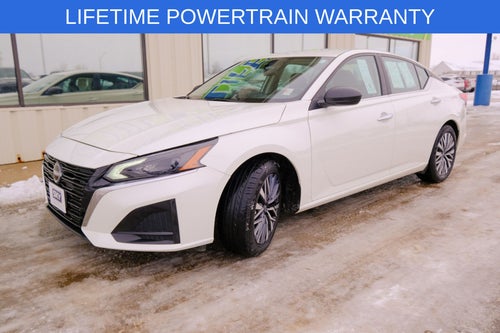 2025 Nissan Altima SV FWD