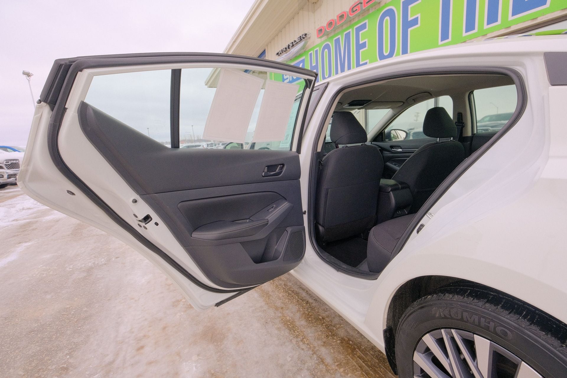 2025 Nissan Altima SV FWD