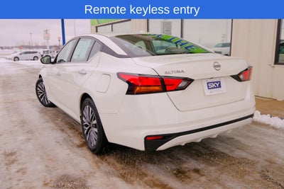 2025 Nissan Altima SV FWD