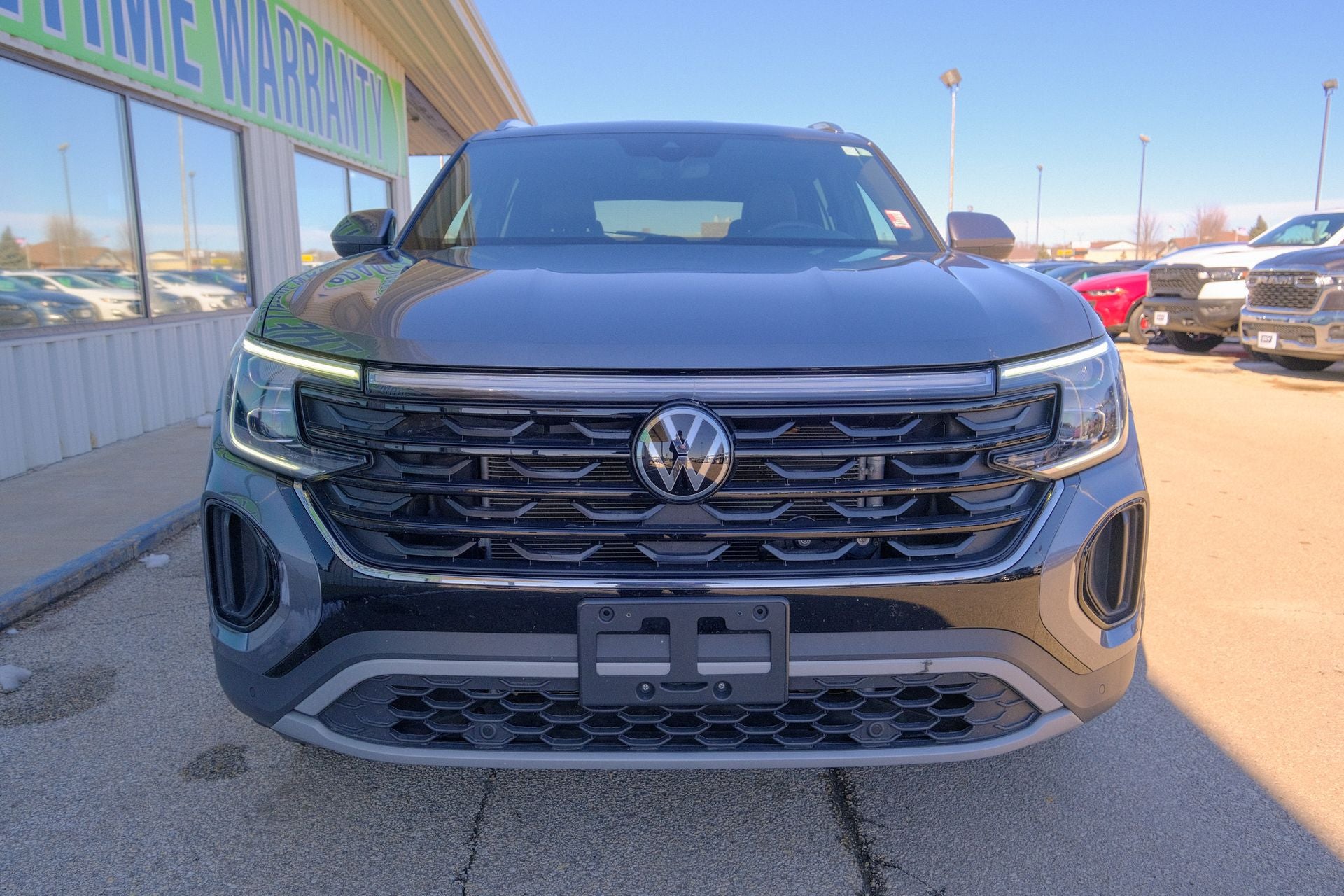 2025 Volkswagen Atlas Cross Sport 2.0T SE w/Technology