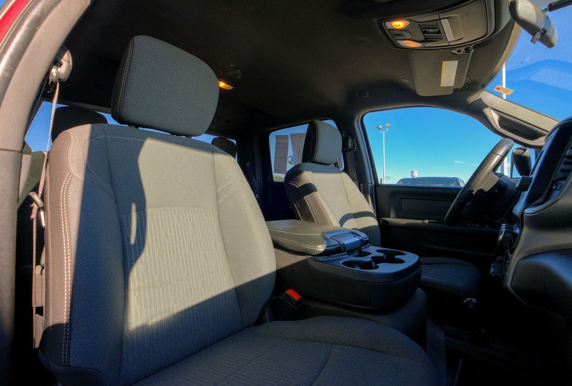 2024 RAM 3500 Tradesman Crew Cab 4x4 6'4' Box