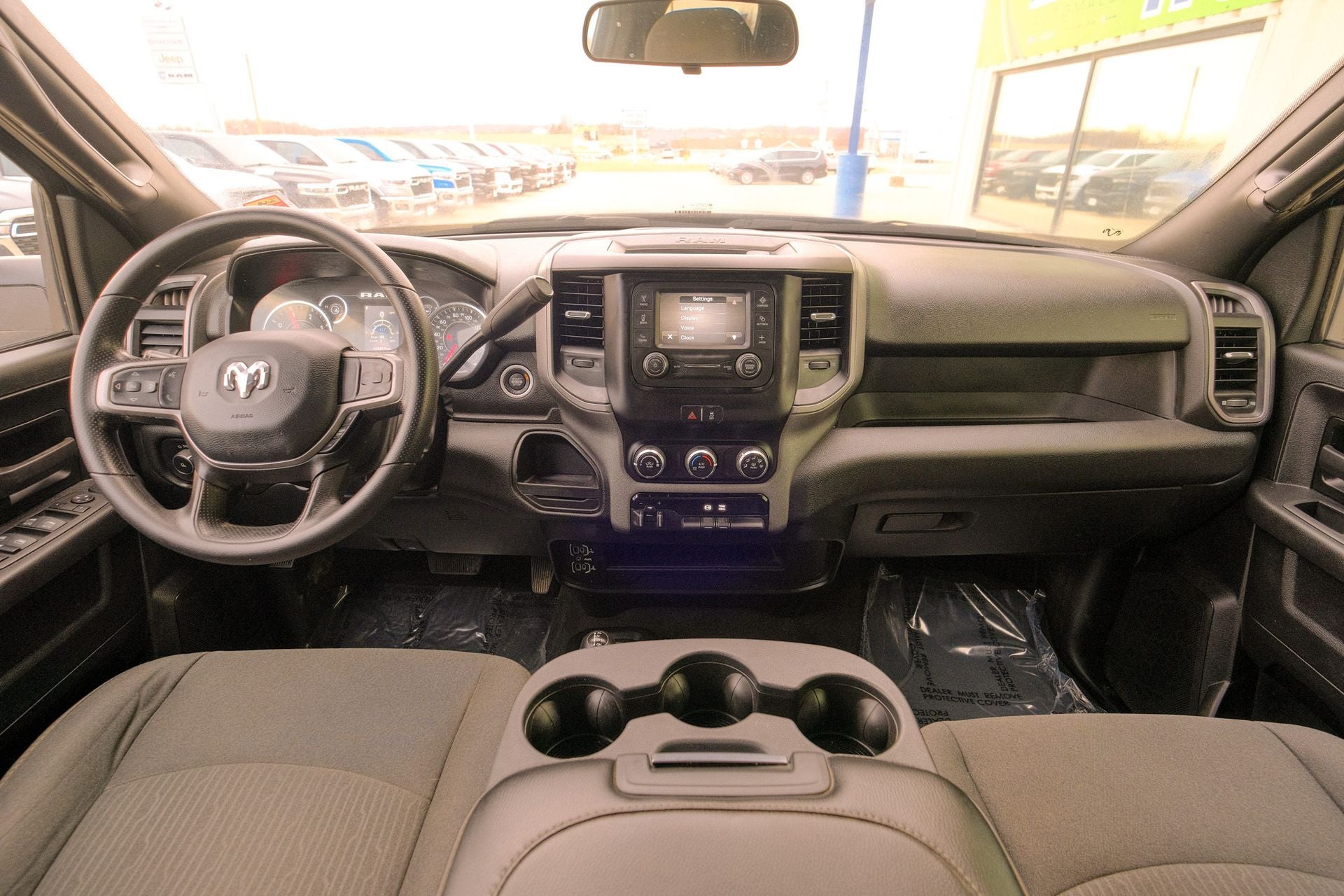 2024 RAM 3500 Tradesman Crew Cab 4x4 6'4' Box