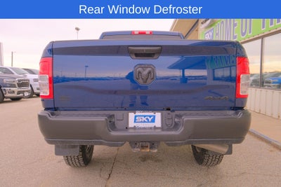 2024 RAM 3500 Tradesman Crew Cab 4x4 6'4' Box