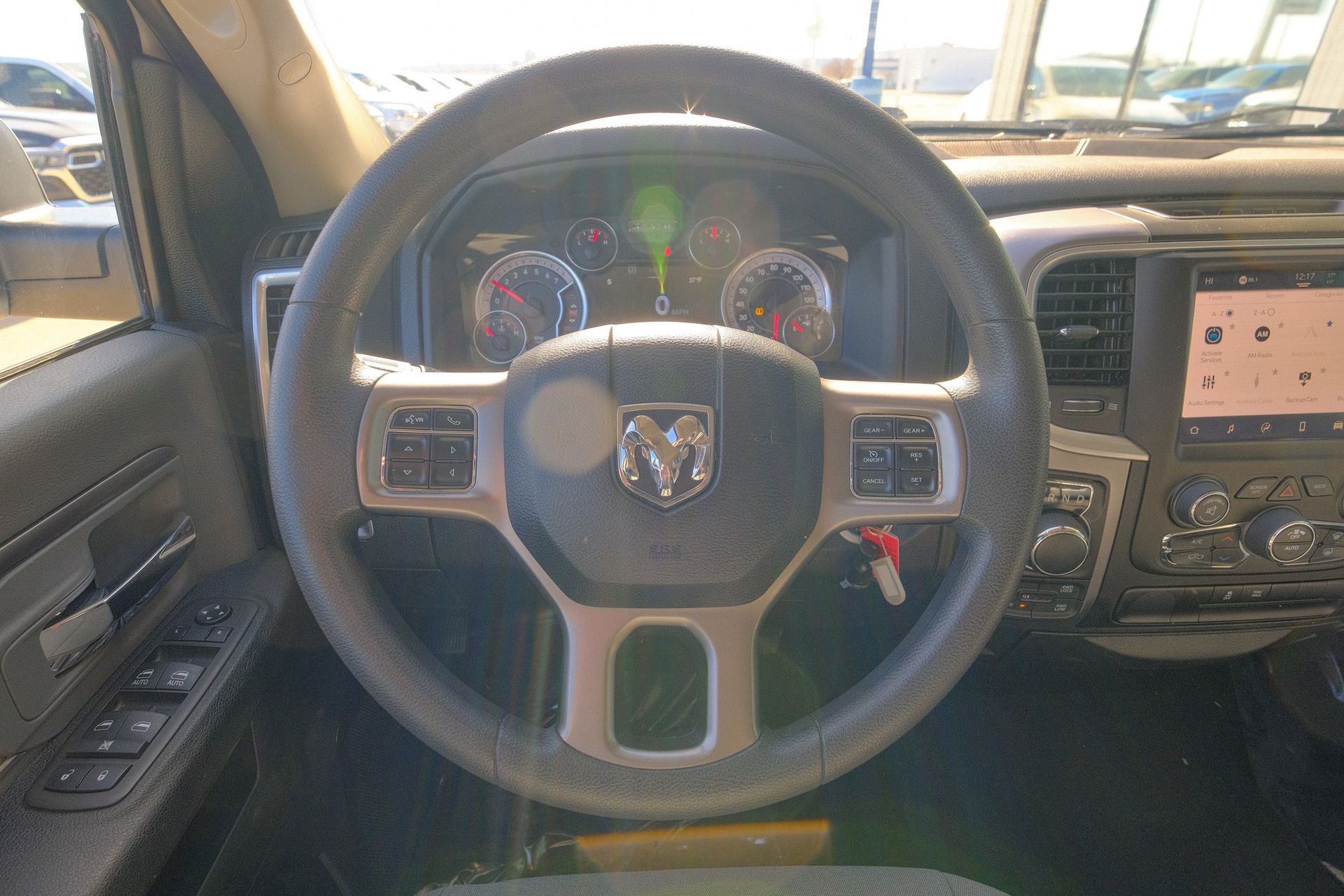 2023 RAM 1500 Classic SLT Crew Cab 4x4 5'7' Box