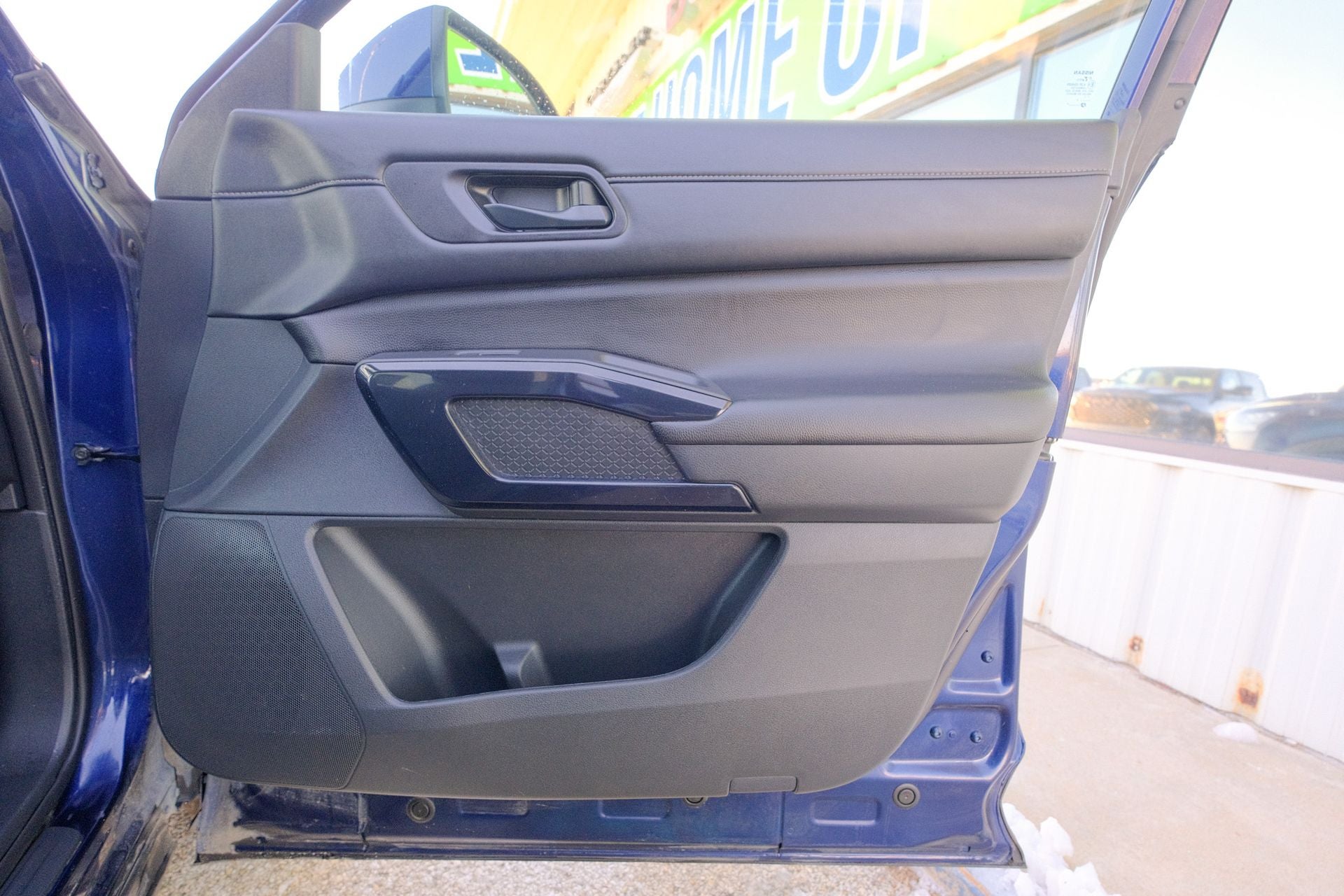 2025 Nissan Pathfinder SV 4WD