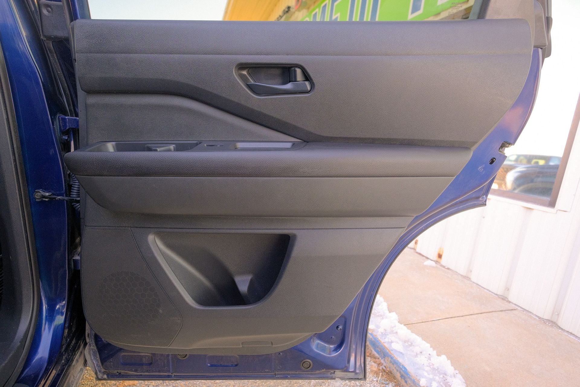 2025 Nissan Pathfinder SV 4WD