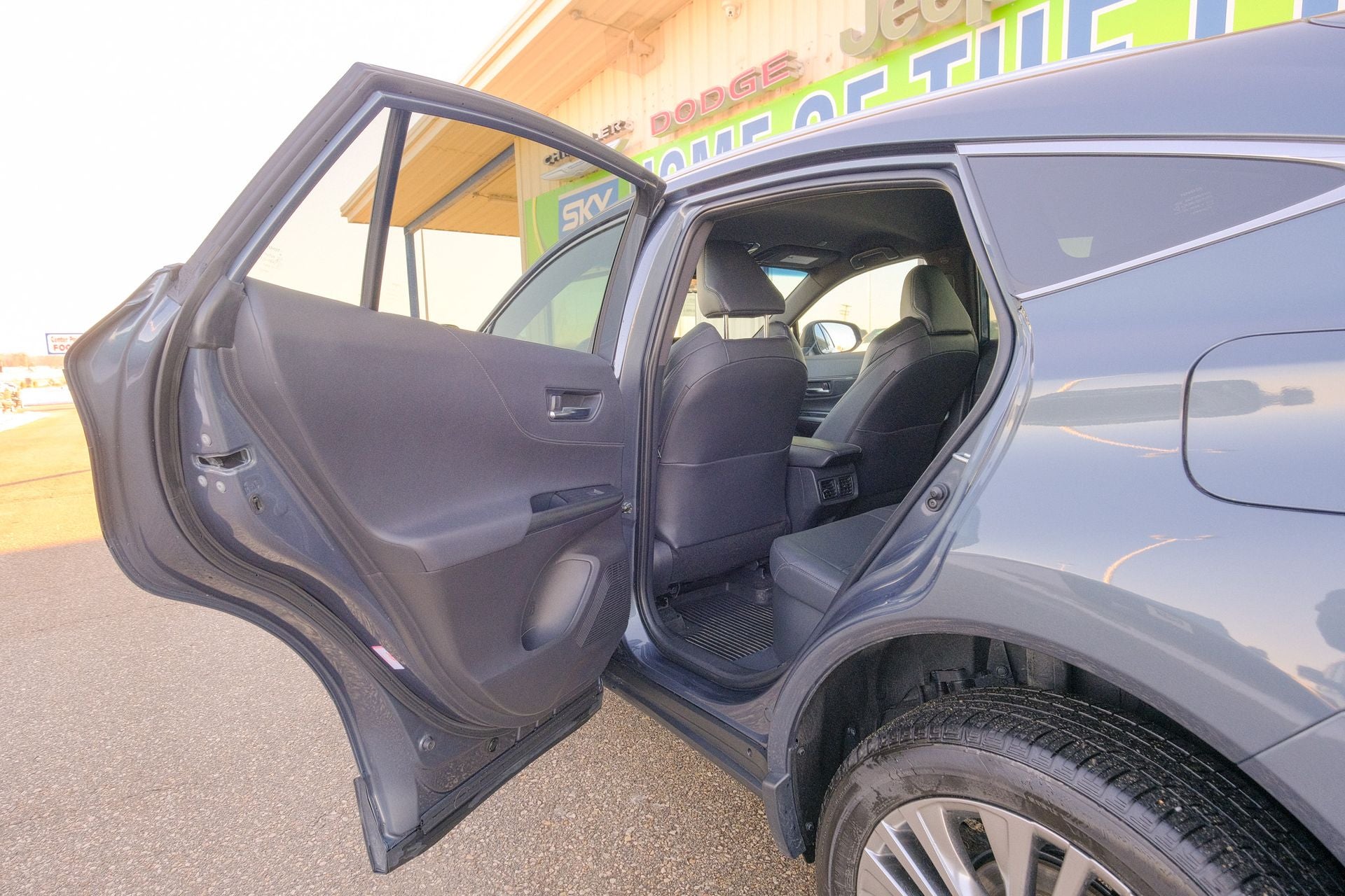 2023 Toyota Venza XLE