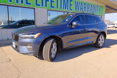 2022 Volvo XC60 B5 Momentum