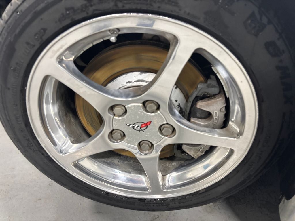 2001 Chevrolet Corvette Base