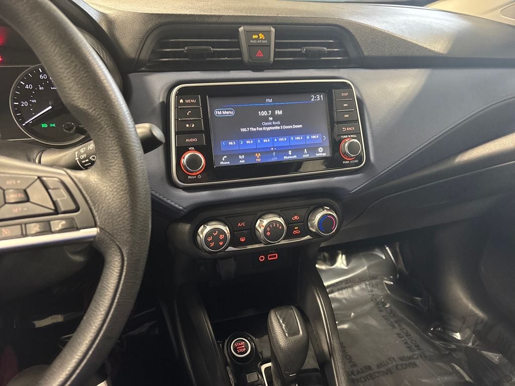 2023 Nissan Versa 1.6 SV